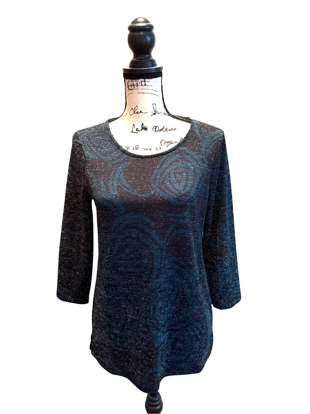 Chico’s Stretch Blouse Black Teal flor Metallic Silver Sparkle Size Small 0